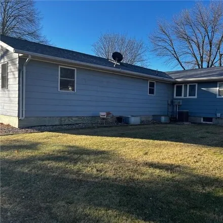Image 3 - 378 Hickory Street, Dawson, Lac qui Parle County, MN 56232, USA - House for sale