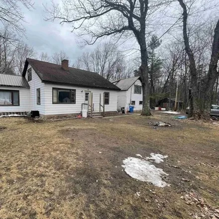 Buy this 5 bed house on 197 Midway Drive in Negaunee Township, MI 49866