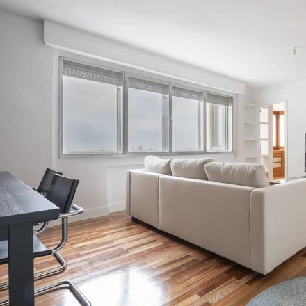 Rent this 4 bed apartment on Herrera Oria in Calle de Ginzo de Limia, 28034 Madrid