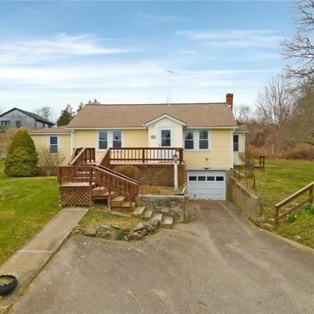 Buy this 2 bed house on 143 Summit Avenue in South Kingstown, RI 02879