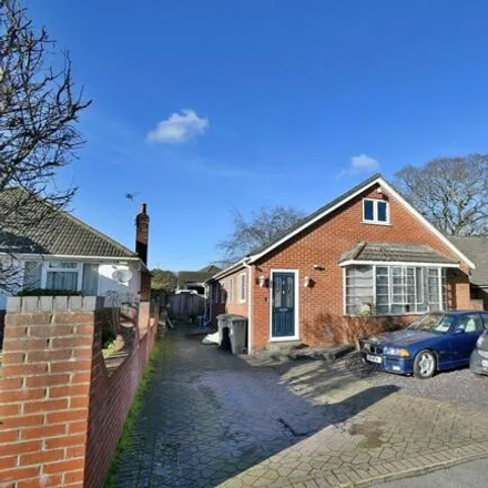 Image 1 - Meadow View Road, Bournemouth, Christchurch and Poole, BH11 9RB, United Kingdom - House for sale