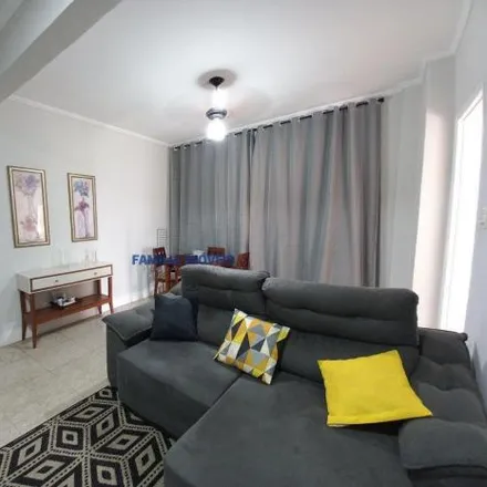 Buy this 2 bed apartment on Mercado Extra in Rua Bassin Nagib Trabulsi, Ponta da Praia