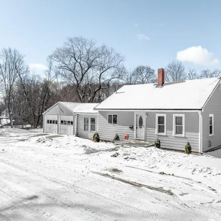 Buy this 3 bed house on 21 Water Street in Dexter, ME 04930