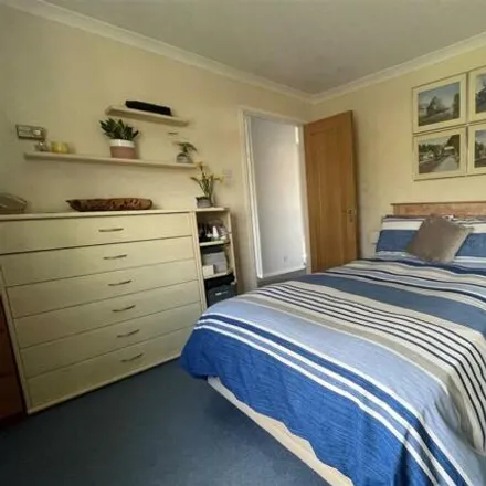 Image 8 - Falstone, Horsell, GU21 3HU, United Kingdom - Room for rent