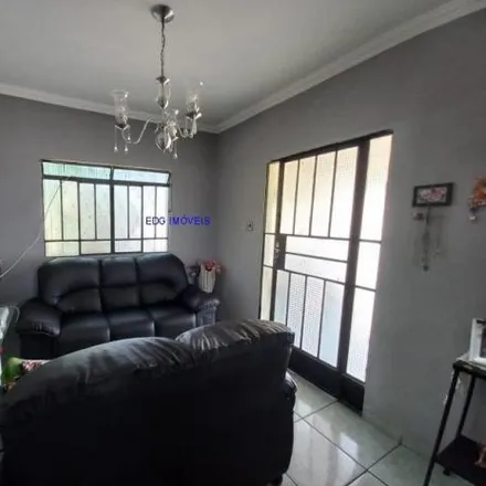 Buy this 2 bed house on Rua Radialista José Baluarte in Venda Nova, Belo Horizonte - MG