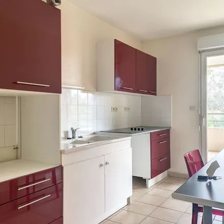 Rent this 3 bed apartment on 3 Rue de l'Église in 30133 Les Angles, France