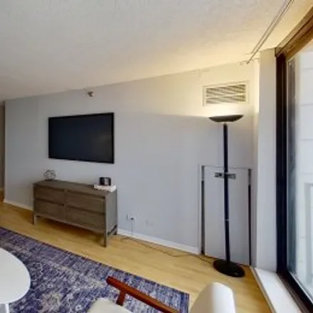 Buy this 2 bed apartment on #6e,1250 North Dearborn Street in Near North Side, Chicago