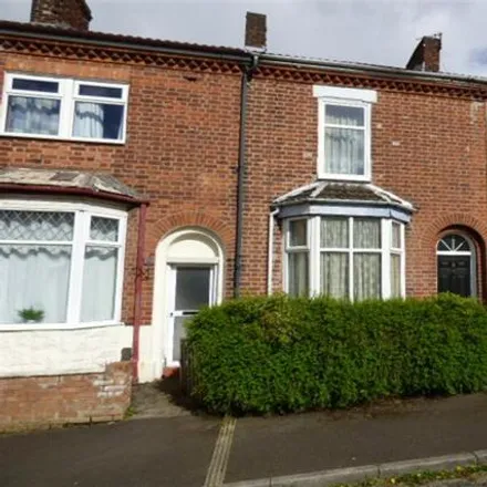 Buy this 2 bed house on 20 Thomas Street in Runcorn, WA7 1BT