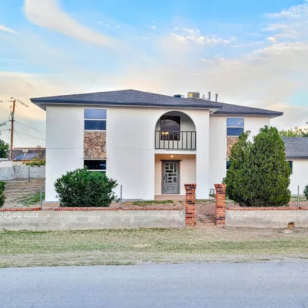 Image 2 - 10857 Los Magos Circle, Belen Plaza Colonia, Socorro, TX 79927, USA - House for sale