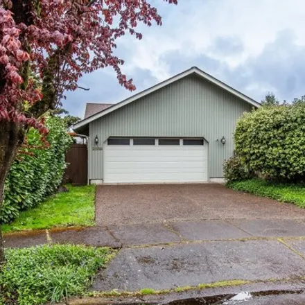 Buy this 3 bed house on 2889 Elysium Avenue in Eugene, OR 97401