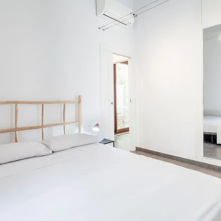 Image 2 - Carrer d'En Vicent Gallart (Arciprest), 52, 46011 Valencia, Spain - Apartment for rent