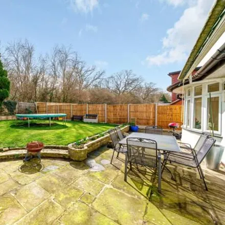Image 5 - The Birches, London, BR6 8NH, United Kingdom - House for sale