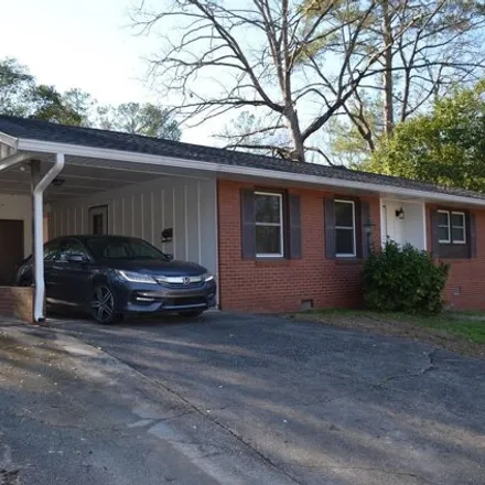 Rent this 3 bed house on 2597 Motes Place in Macon, GA 31204