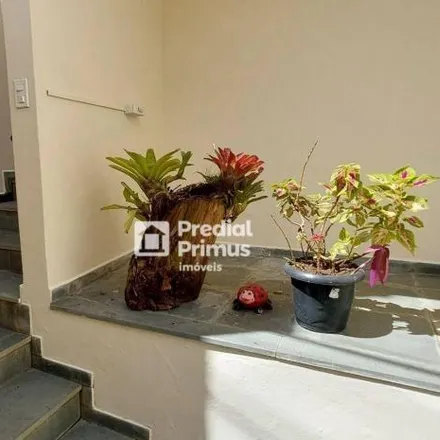 Buy this 2 bed house on Rua Constantino Cabral in Vargem Grande, New Fribourg - RJ