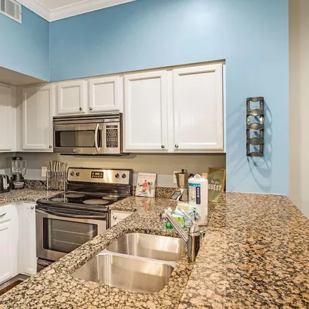 Rent this 2 bed condo on Savannah