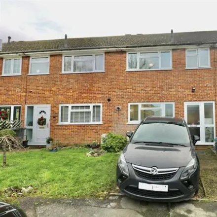 Buy this 3 bed townhouse on Water Slippe in Hadlow, TN11 0EP