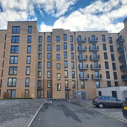 Rent this 3 bed apartment on 104 Minerva Street in Glasgow, G3 8BY
