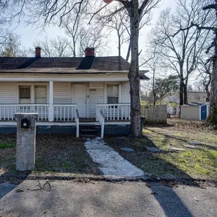 Buy this 2 bed house on 2103 Bachman Street in East Chattanooga, Chattanooga