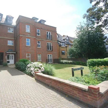Rent this 2 bed apartment on Albemarle Road in London, BR3 5FB