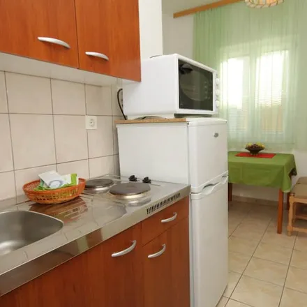 Image 1 - 23264 Neviđane, Croatia - Apartment for rent