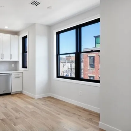 Image 4 - 210 Endicott Street, Boston, MA 02113, USA - Apartment for rent