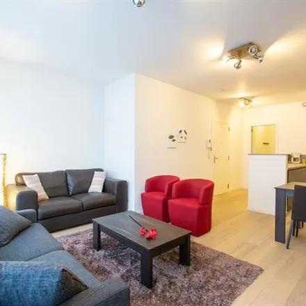 Rent this 1 bed apartment on Avenue d'Hougoumont - Hougoumontlaan 9 in 1180 Uccle - Ukkel, Belgium