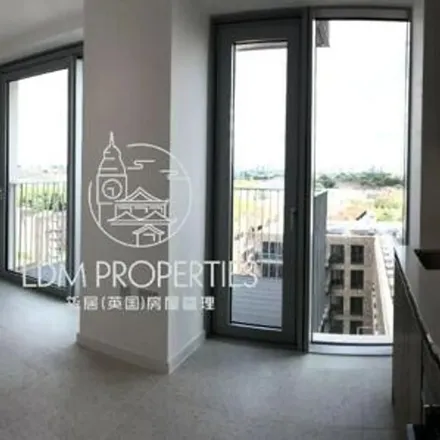 Rent this 1 bed apartment on 124 Cavell Street in London, E1 2EE