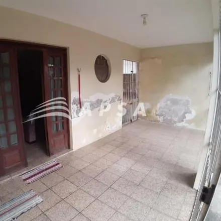 Rent this 3 bed house on Extra in Rua Maria Digna Gameiro, Candeias