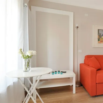 Image 4 - Vicolo Lavandai, 20136 Milan MI, Italy - Apartment for rent