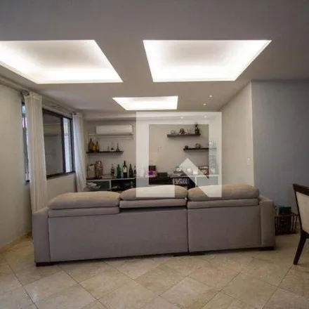 Buy this 4 bed apartment on Rua Eduardo Pederneiras 418 in Recreio dos Bandeirantes, Rio de Janeiro - RJ
