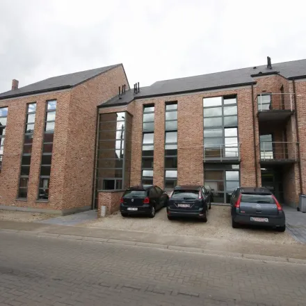 Rent this 2 bed apartment on Dorpsstraat 206 in 3078 Meerbeek, Belgium