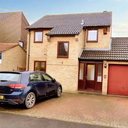 Rent this 3 bed house on Casterton Close in Wolverton, MK13 7QP