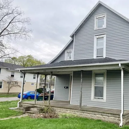 Buy this 3 bed house on 2001 W Jackson St in Muncie, Indiana