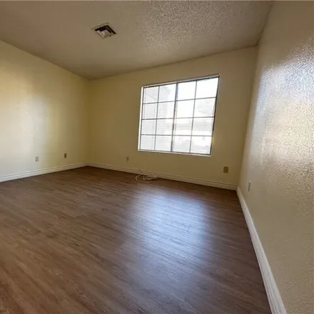 Image 5 - South Rainbow Boulevard, Spring Valley, NV 89139, USA - Condo for sale