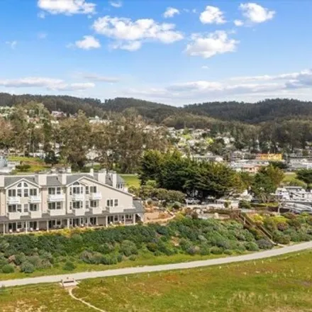 Image 4 - Beach House, 4100 California Coastal Trail, Half Moon Bay, CA 94018, USA - Condo for sale