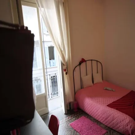Rent this 4 bed room on Piazza Ventiquattro Maggio in 12, 20123 Milan MI