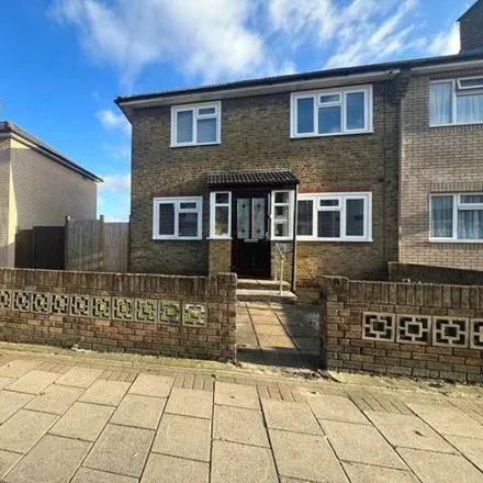 Buy this 3 bed house on 183 Bexley Road in London, DA8 3EU