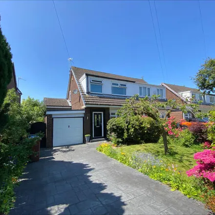 Image 1 - 22 Hilary Avenue, Bardsley, OL8 2TD, United Kingdom - Duplex for sale