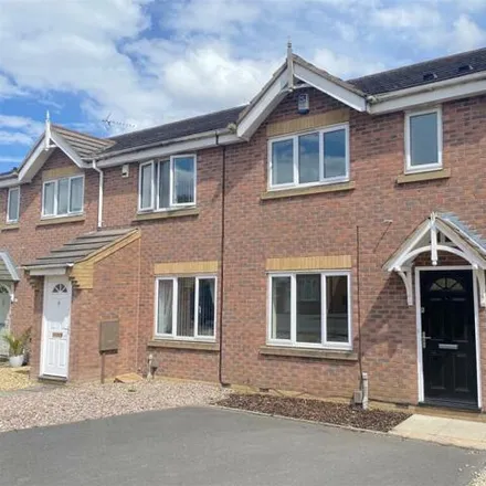 Buy this 3 bed townhouse on Pierpoint Place in Sutton-in-Ashfield, NG17 8QZ