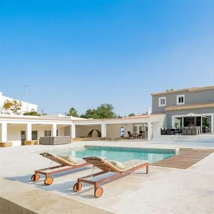 Buy this 5 bed house on Algarve