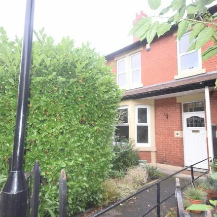 Rent this 3 bed townhouse on 9 Cherryburn Gardens in Newcastle upon Tyne, NE4 9UQ