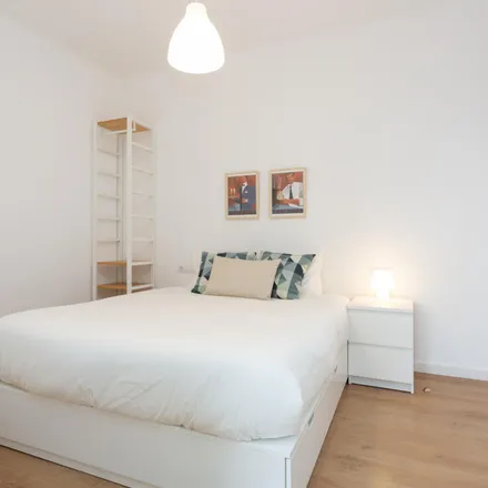 Rent this 2 bed apartment on Ronda de Sant Pau in 25, 08015 Barcelona