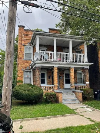 Buy this 8 bed duplex on 1051 Addison Road in Cleveland, OH 44103