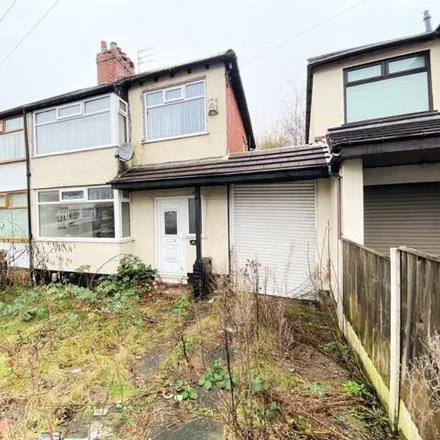 Buy this 3 bed duplex on Fairfield Crescent in Knowsley, L36 4JQ