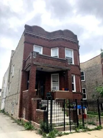 Image 1 - 3715 West Belden Avenue, Chicago, IL 60647, USA - House for rent