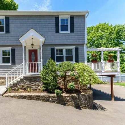Buy this 3 bed house on 6 Ridgeview Avenue in Darien, CT 06820