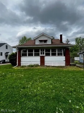 Rent this 3 bed house on 54 Shadyside Drive in Boardman, OH 44512