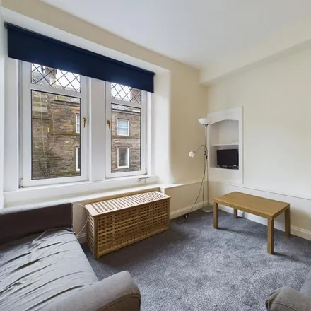 Rent this 3 bed apartment on 8 Newton Street in City of Edinburgh, EH11 1TQ