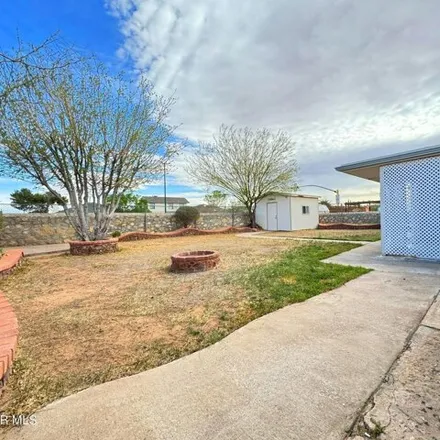 Image 3 - 5665 Longview Drive, El Paso, TX 79924, USA - House for rent