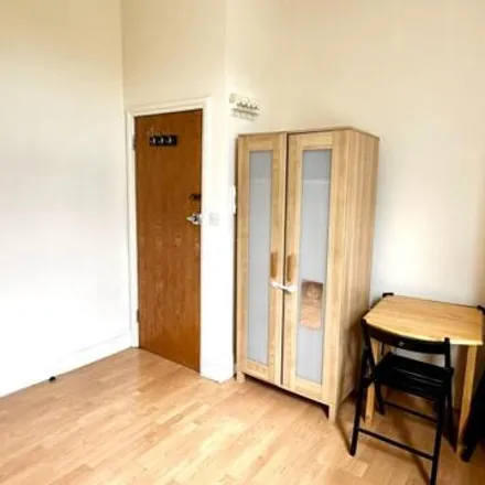 Image 3 - 28 Buckley Road, London, NW6 7ND, United Kingdom - Apartment for rent